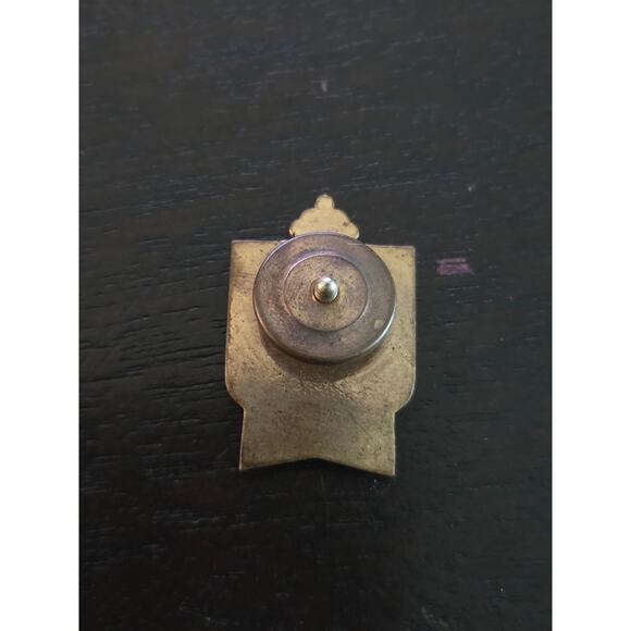 Vintage 1930s-50s British Royal Crest Brass Screw Pin Badge Dieu et Mon Droit - Picture 3 of 3